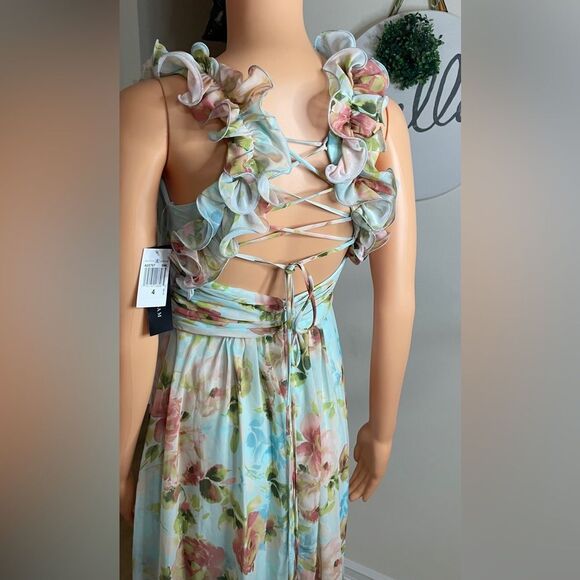 BETSY & ADAM Floral Print Ruffle Lace Back Gown Sz. 4 - Picture 11 of 11